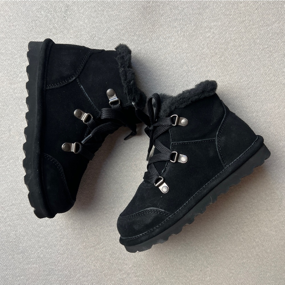 Kids Black Winter Boots Bearpaw size 13 youth